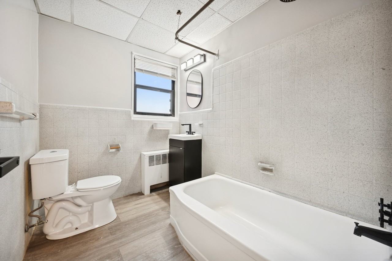 121 Forest Ave #2A - Photo 5 of 7