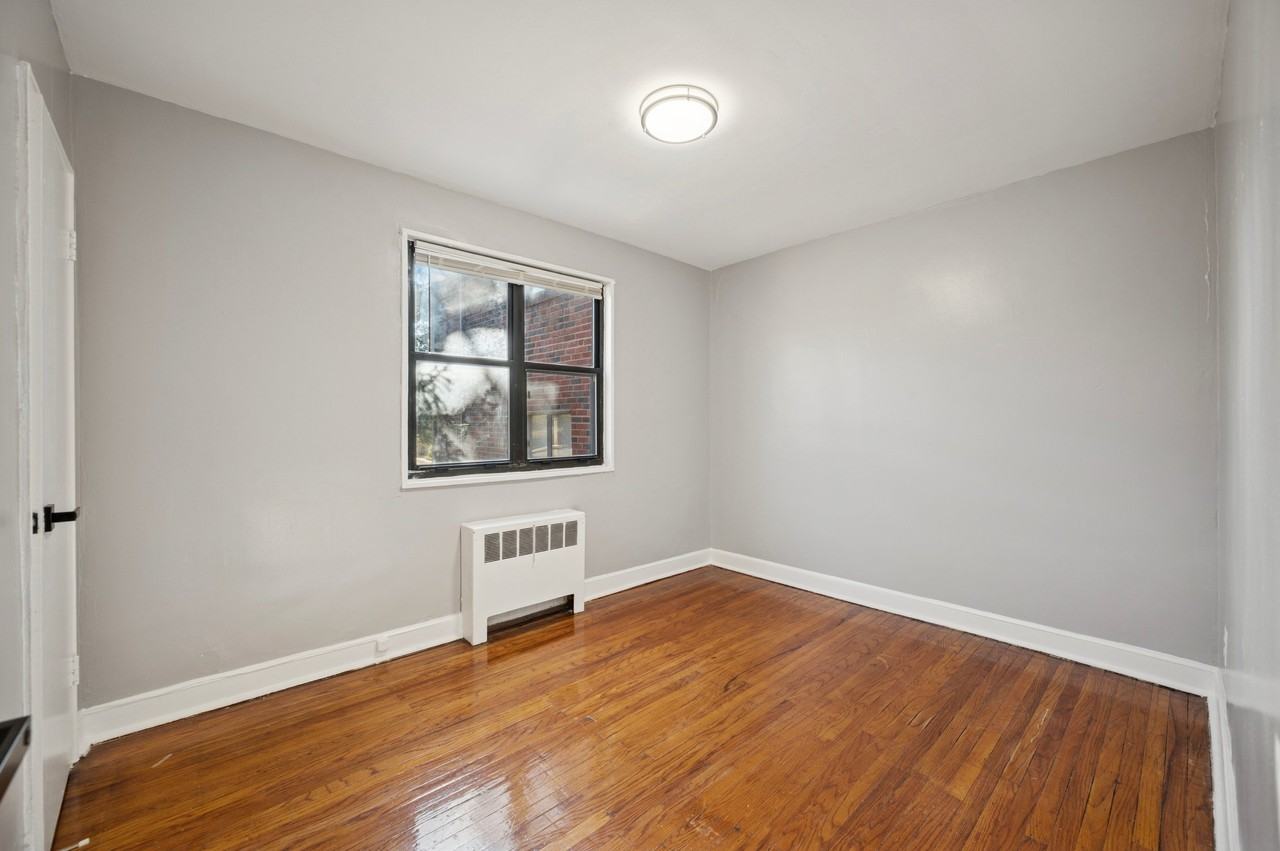 121 Forest Ave #2A - Photo 6 of 7