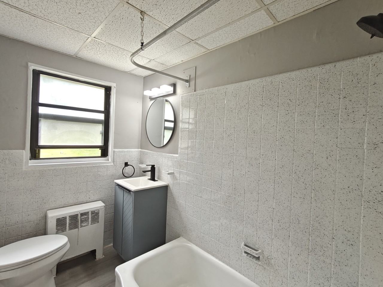 121 Forest Ave #9A - Photo 5 of 8