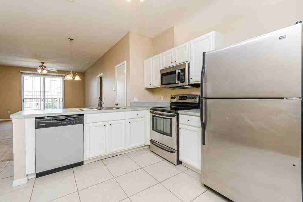 8609 Cavendish Dr - Photo 5 of 16
