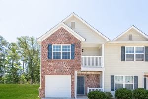 featured image of 1752 Old Dogwood