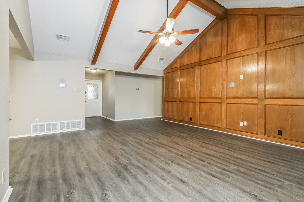 6303 Berlinetta Dr - Photo 4 of 16