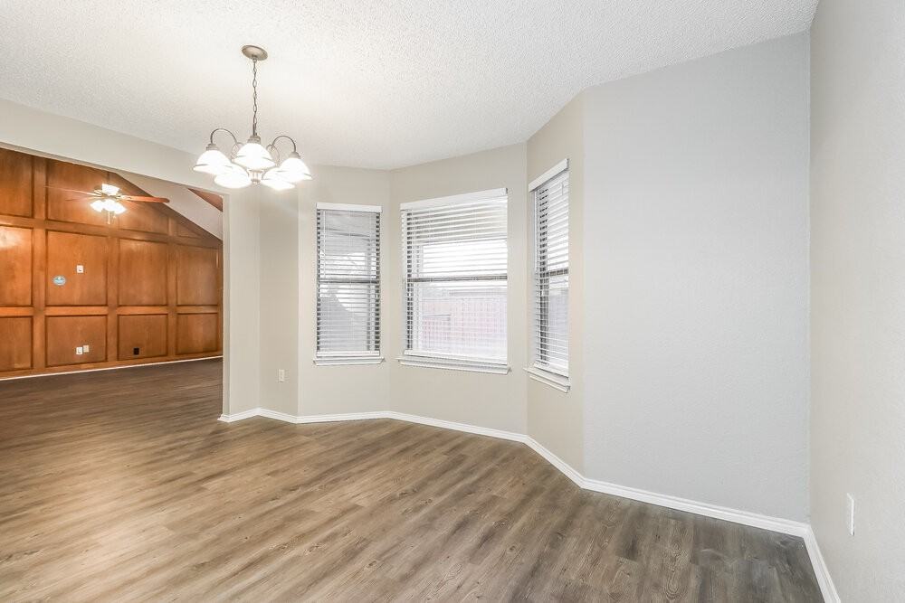 6303 Berlinetta Dr - Photo 5 of 16