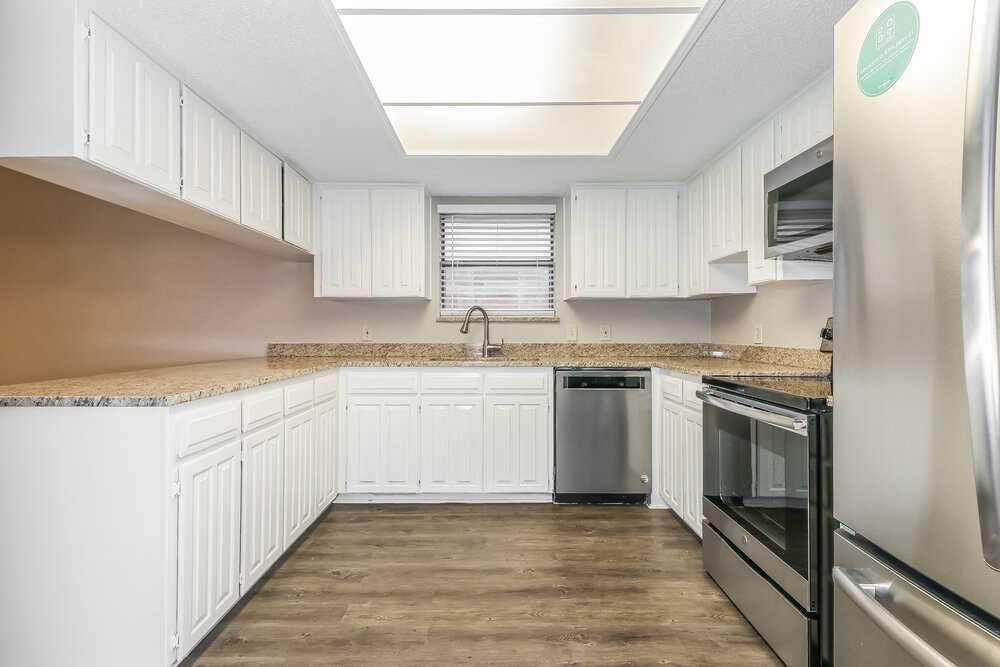 6303 Berlinetta Dr - Photo 6 of 16