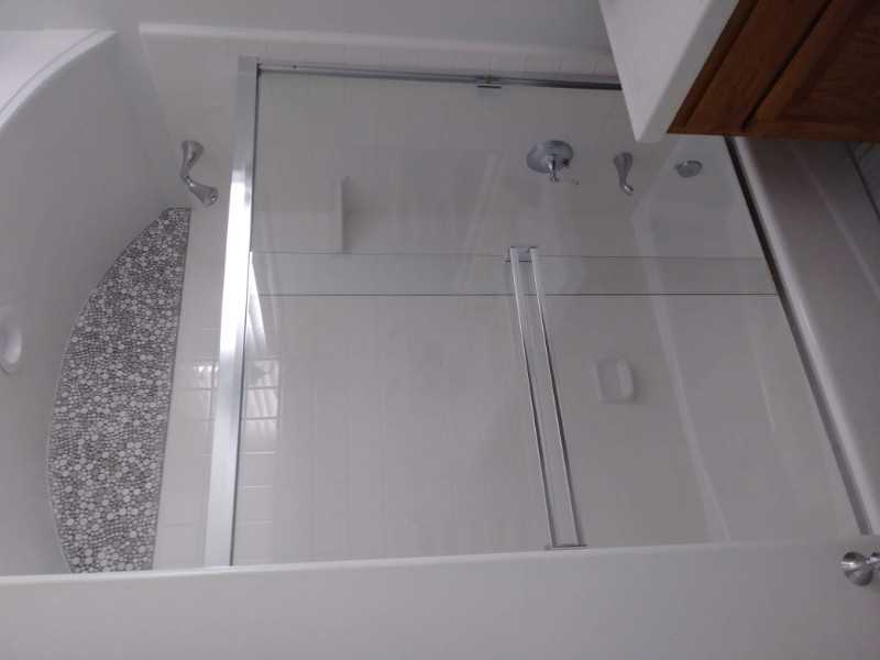 213 Argonne Ave - Photo 5 of 17