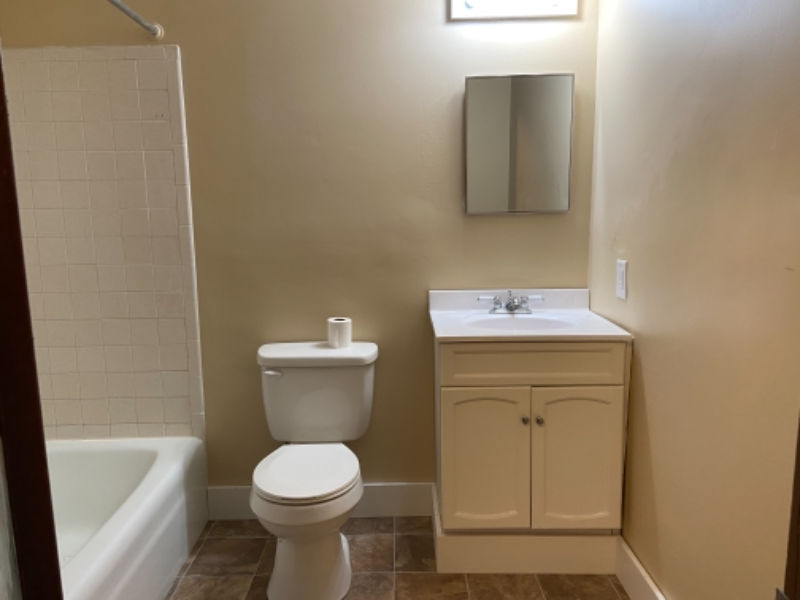 298 Robert Dr #4 - Photo 4 of 11