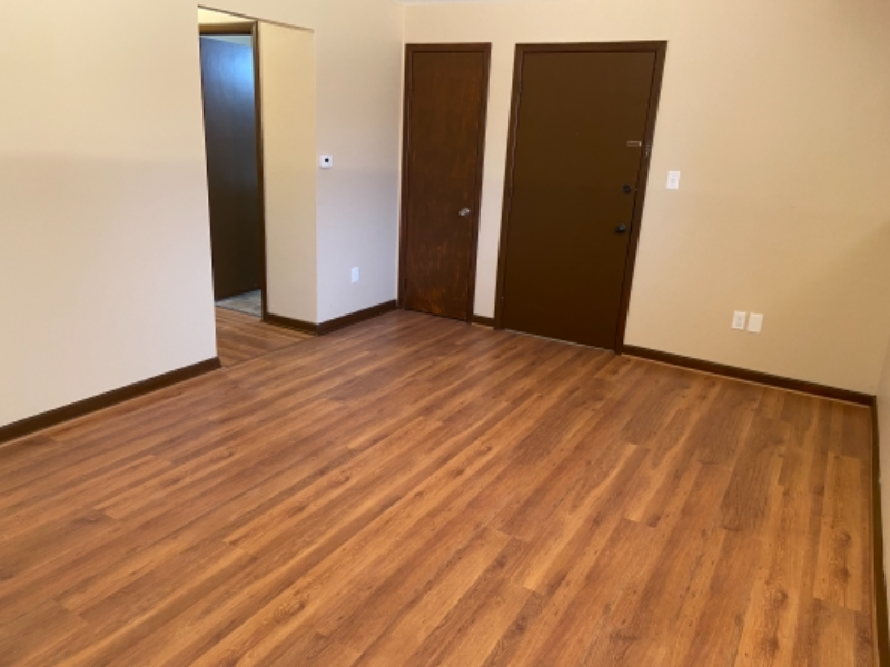 298 Robert Dr #4 - Photo 6 of 11