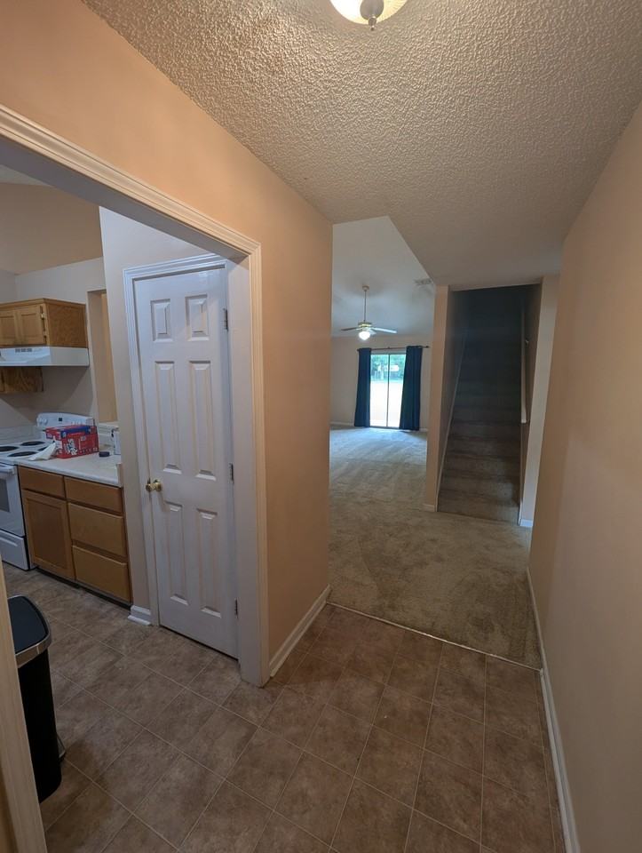 416 Madison Ave - Photo 7 of 24