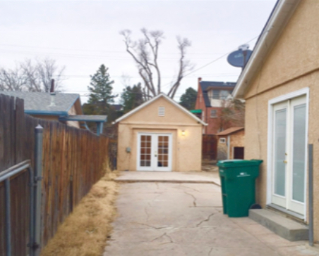 707 W 16th St - Photo 3 of 8