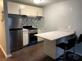featured image of 10 Kenmar Dr #28