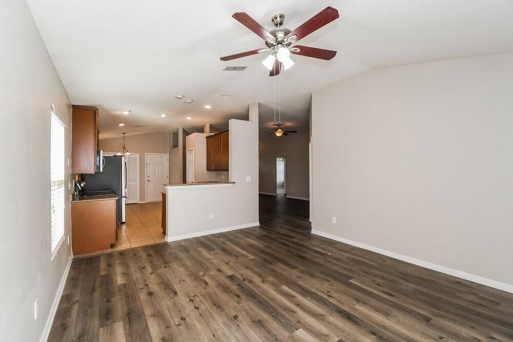 133 N Aberdeenshire Dr - Photo 5 of 16