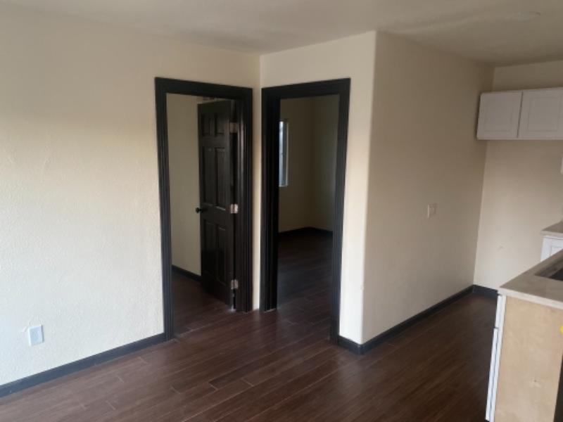 12800 Woodley Ave #REAR - Photo 5 of 12