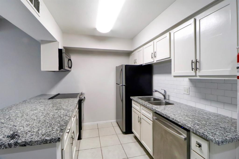 5929 Queensloch Dr #127 - Photo 4 of 14