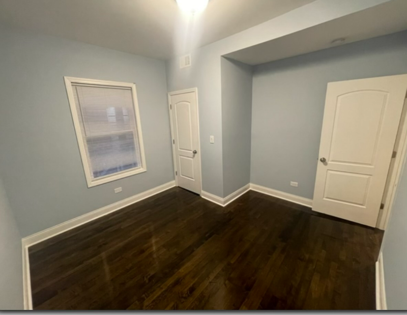 909 N Austin Blvd - Photo 6 of 10