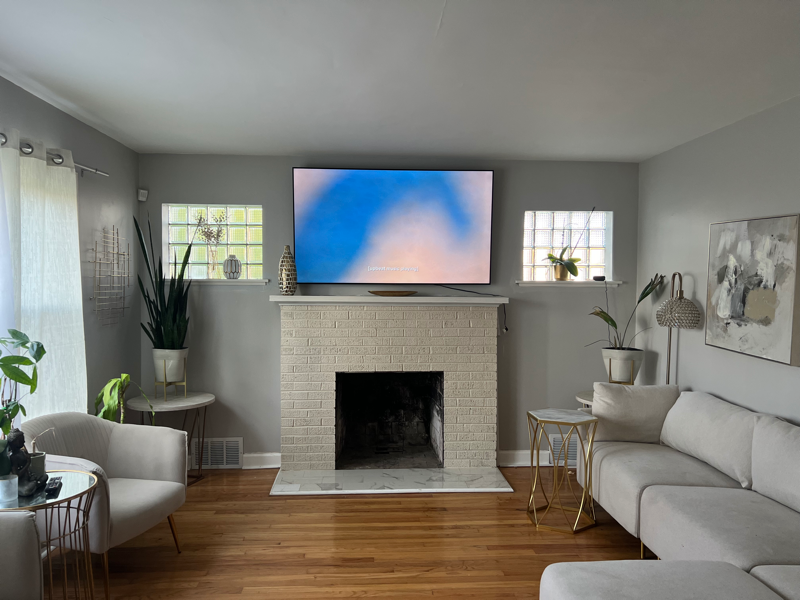 380 W 15th St
