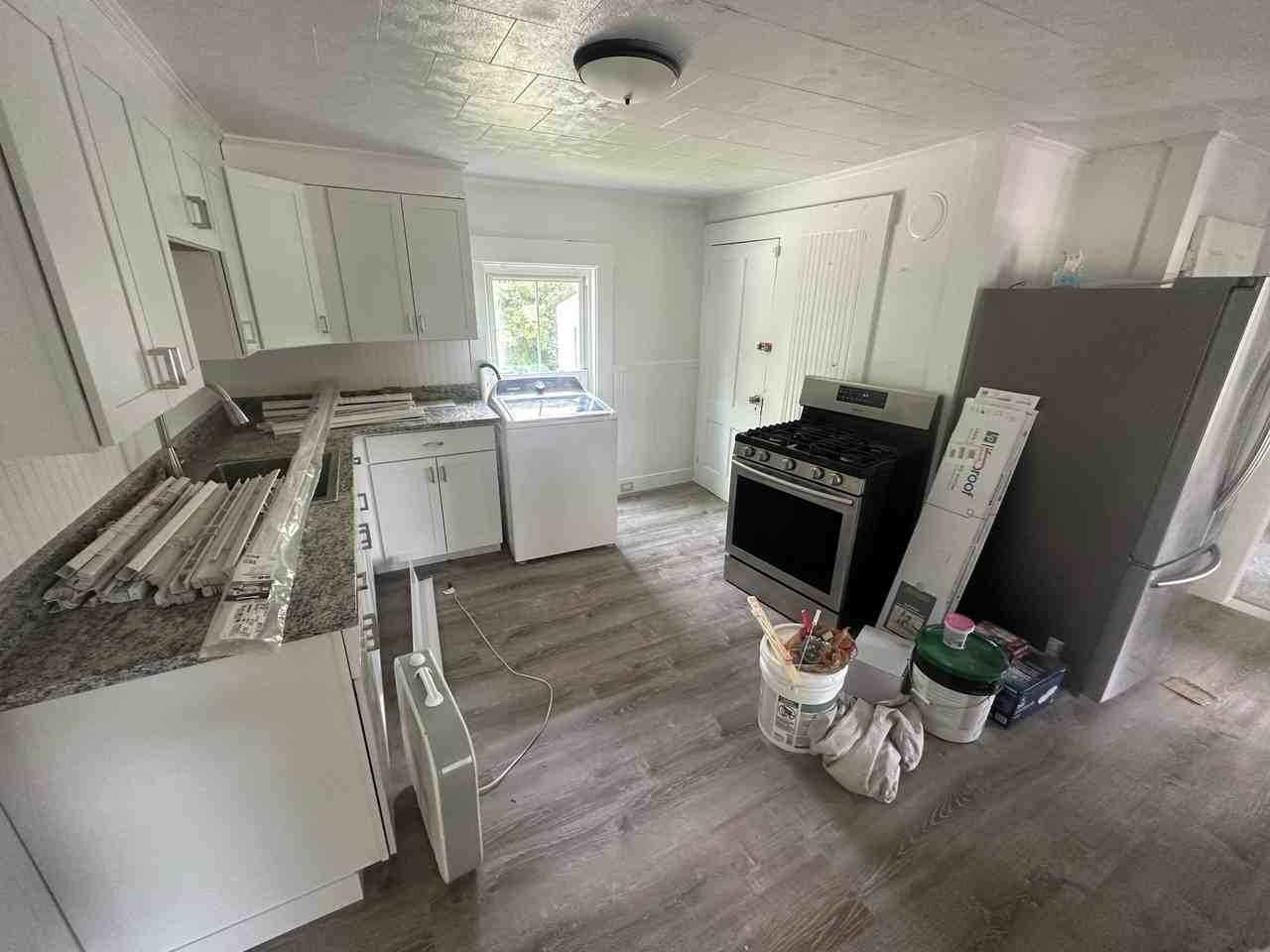 80 River St #1 - Photo 4 of 9