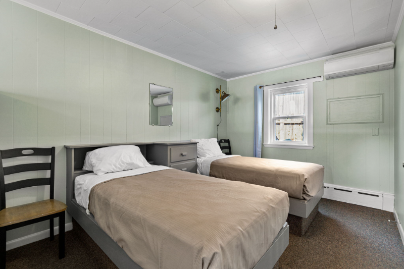 8 Traynor St #6 - Photo 3 of 10