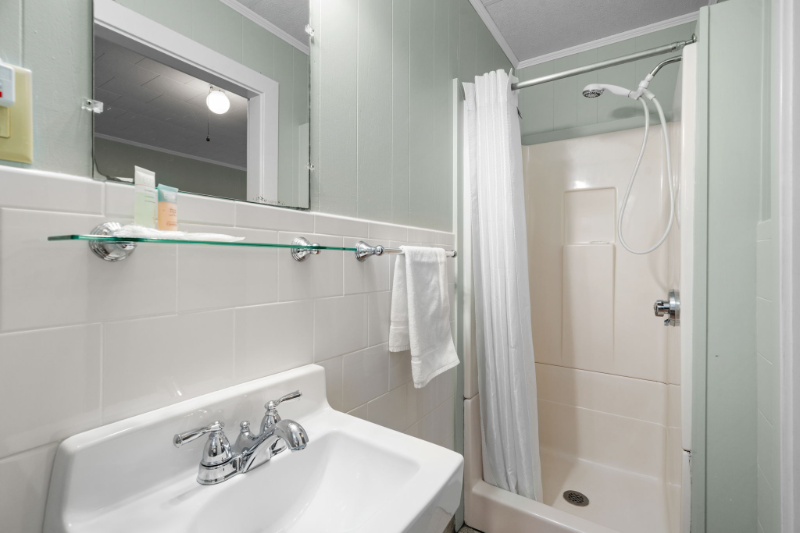 8 Traynor St #6 - Photo 5 of 10