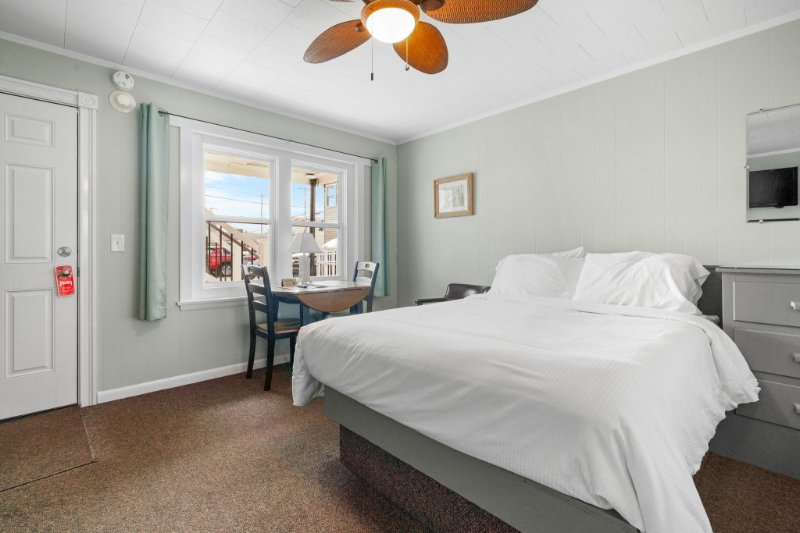 8 Traynor St #6 - Photo 7 of 10