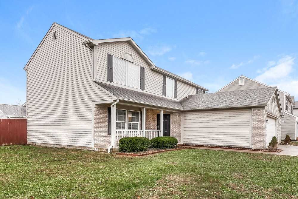 3329 Gainesville Ct - Photo 4 of 17