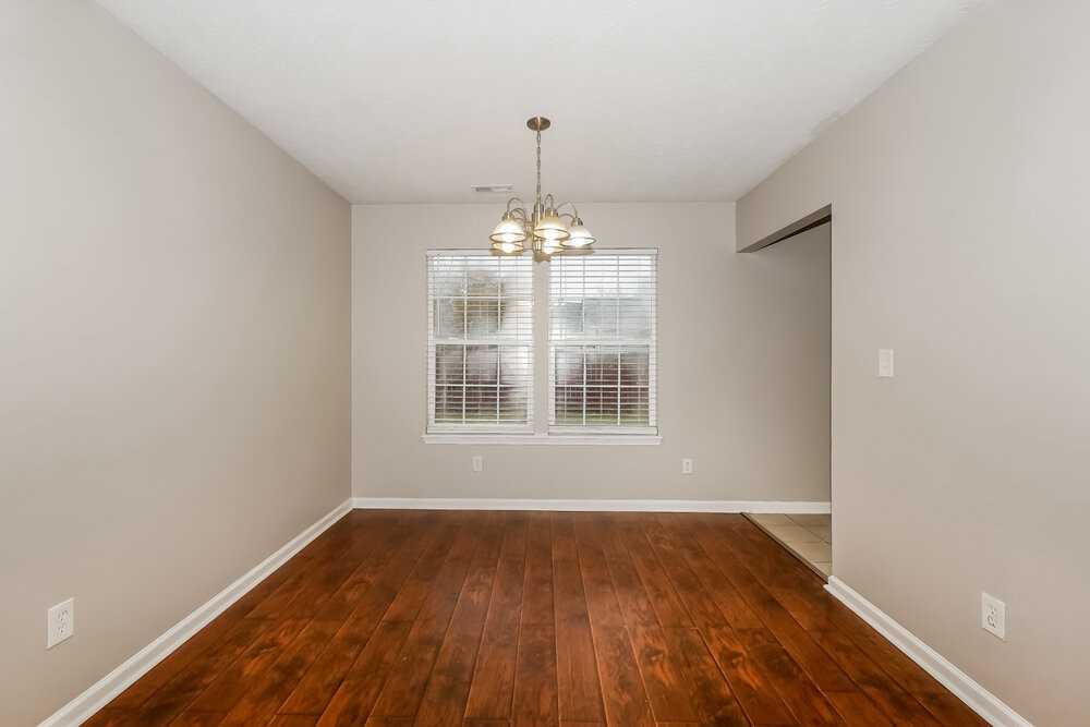 3329 Gainesville Ct - Photo 7 of 17