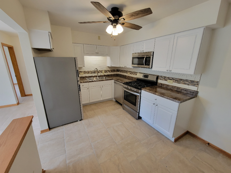 1244 Main St - Photo 5 of 20