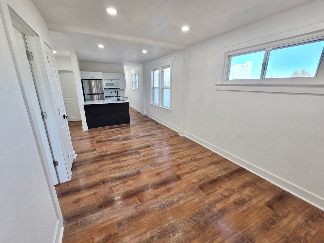 433 E Bridge St #435 - Photo 2 of 9