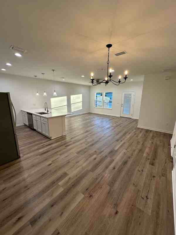 688 Anderson Dr - Photo 3 of 13