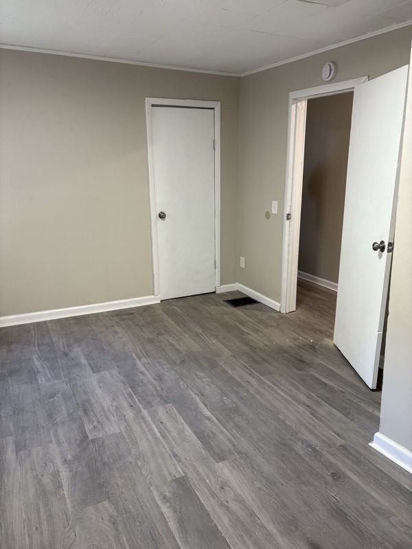 391 Glenwood Ave - Photo 2 of 16