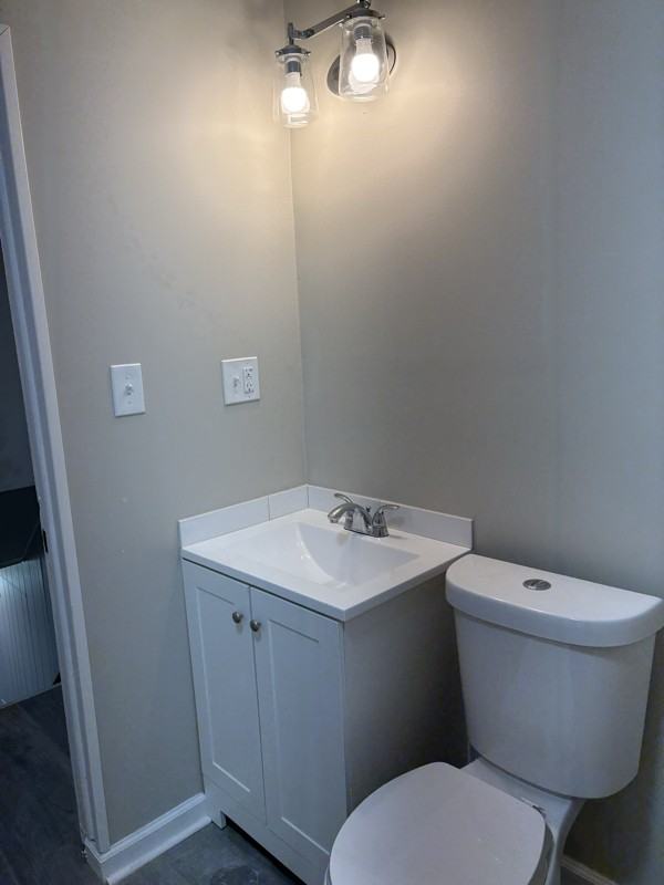 391 Glenwood Ave - Photo 4 of 16