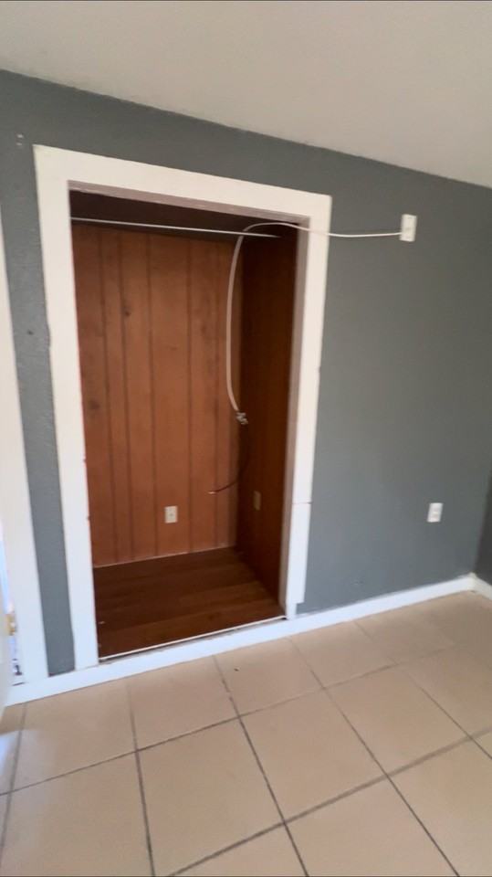 7580 Washington St - Photo 4 of 11