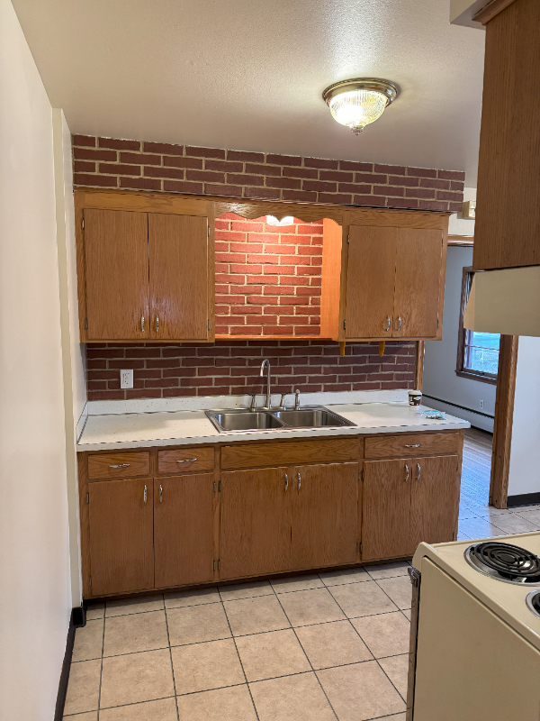 5347 4th St Ne - Photo 5 of 13