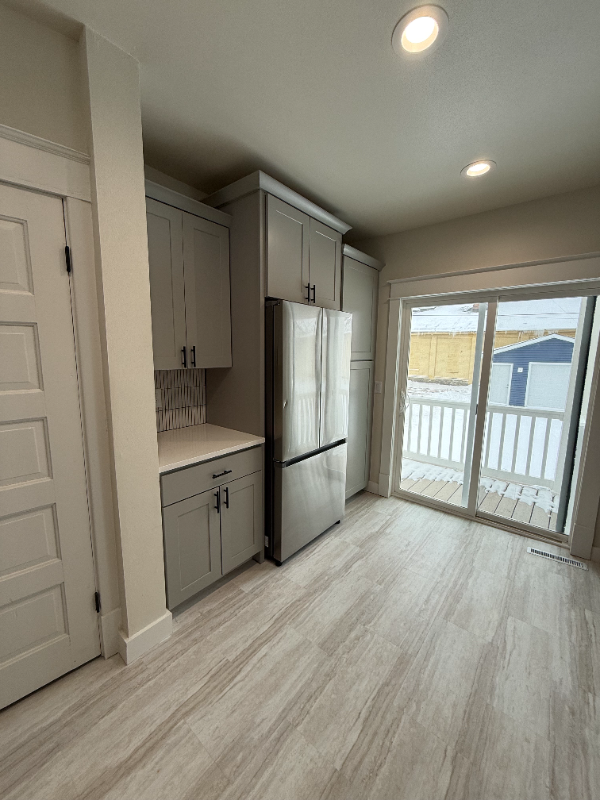 211 E Jefferson St - Photo 4 of 18