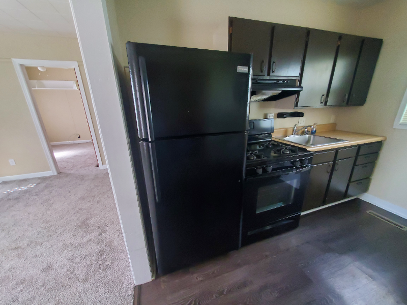 722 Wildwood Dr - Photo 5 of 10