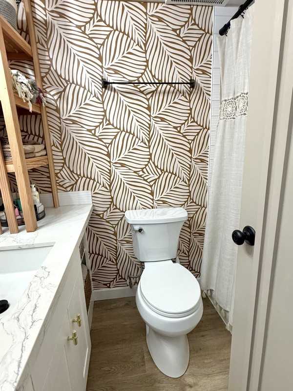 2421 Ala Wai Blvd #904 - Photo 7 of 15