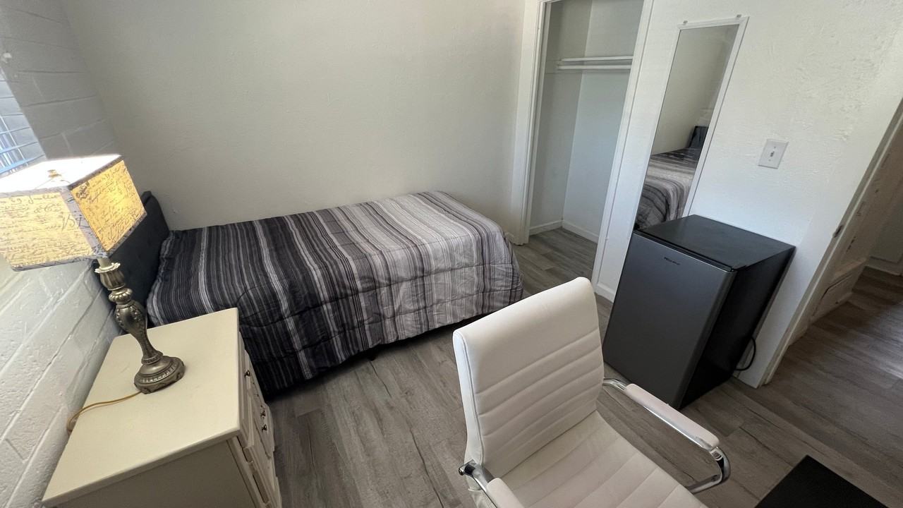 2019 E Southern Ave - Photo 4 of 13