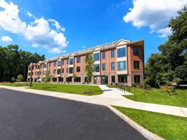 featured image of 133 S East St