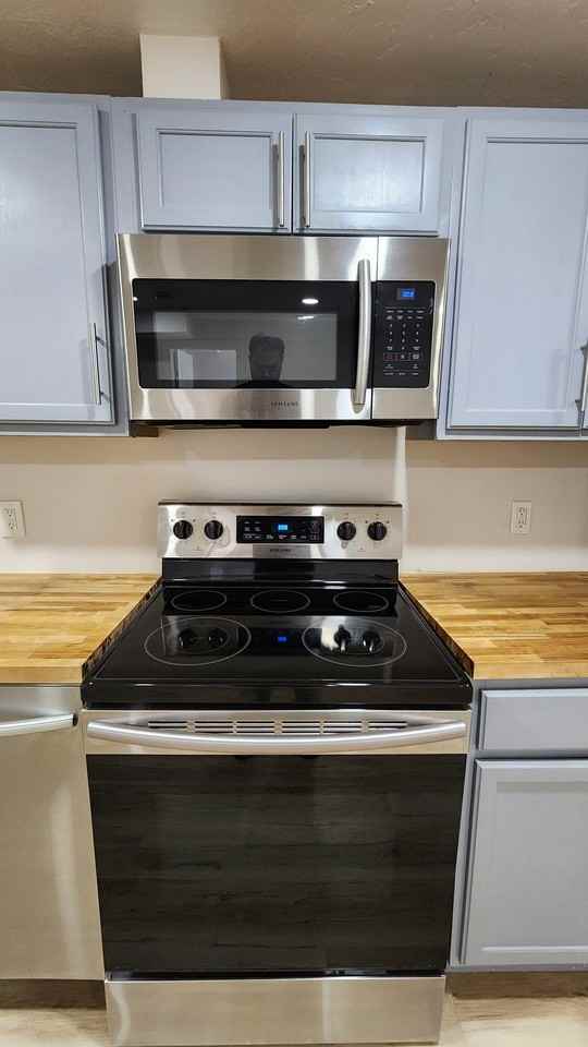 2162 N Cloverleaf Way - Photo 6 of 18