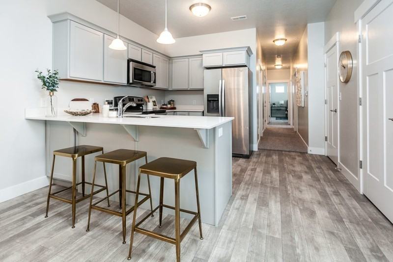 4064 Wn #303 - Photo 2 of 19