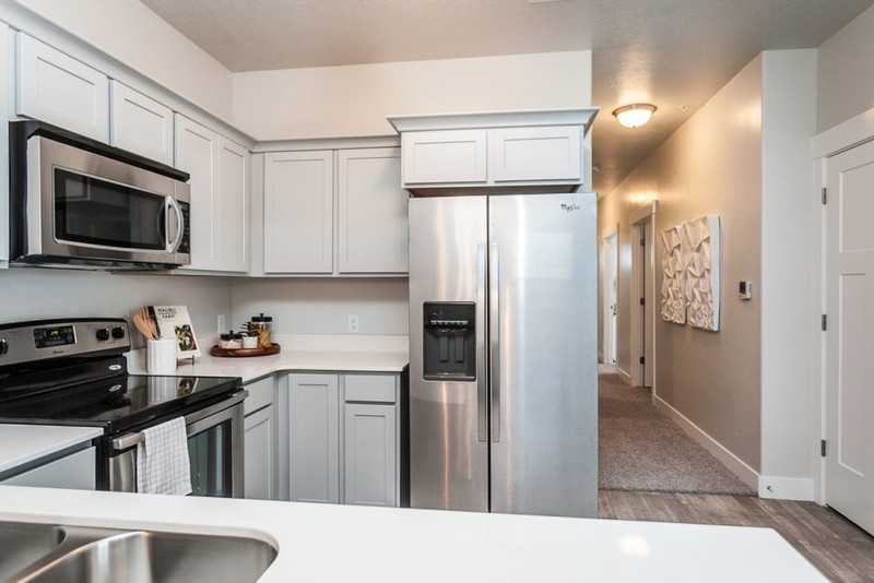 4064 Wn #303 - Photo 4 of 19
