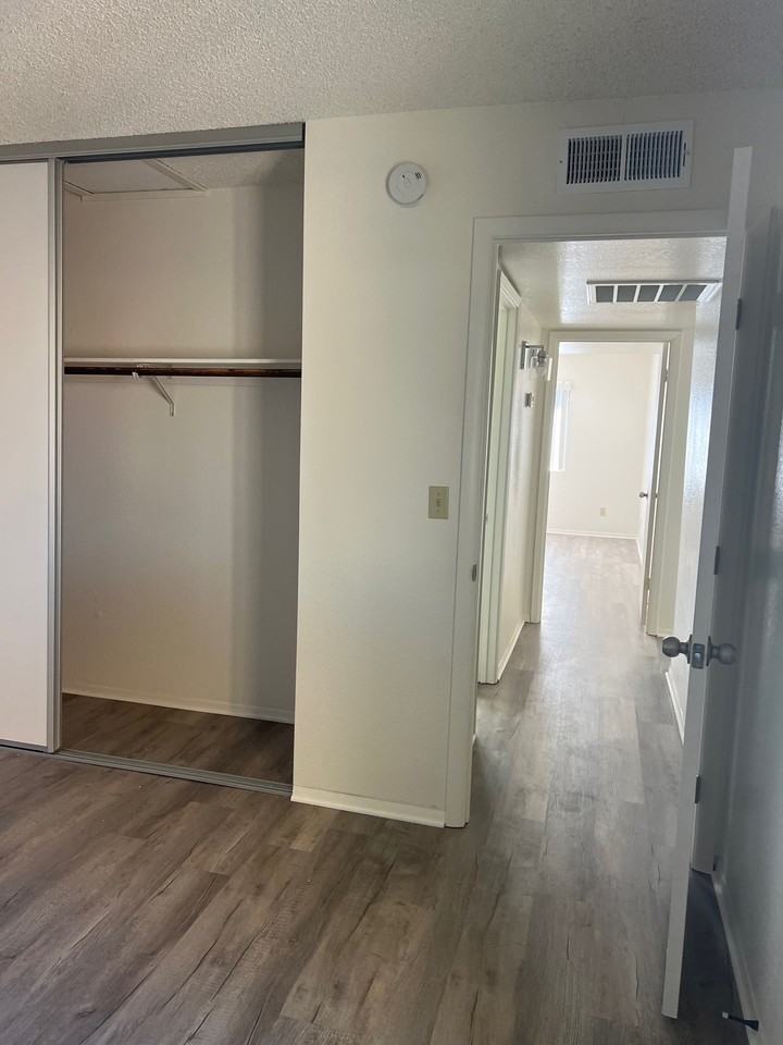 8257 W Santa Cruz Blvd #1 - Photo 6 of 16