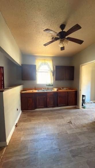 619 S Linden St - Photo 7 of 11