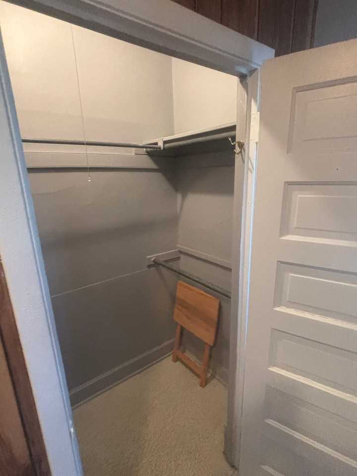 1314N N 21st Ave - Photo 7 of 13