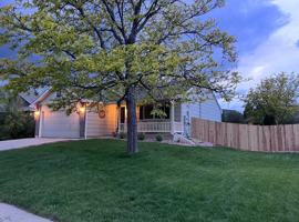 featured image of 1022 Woodside Rd