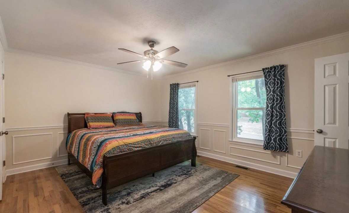 216 Hunter Run Rd - Photo 5 of 12