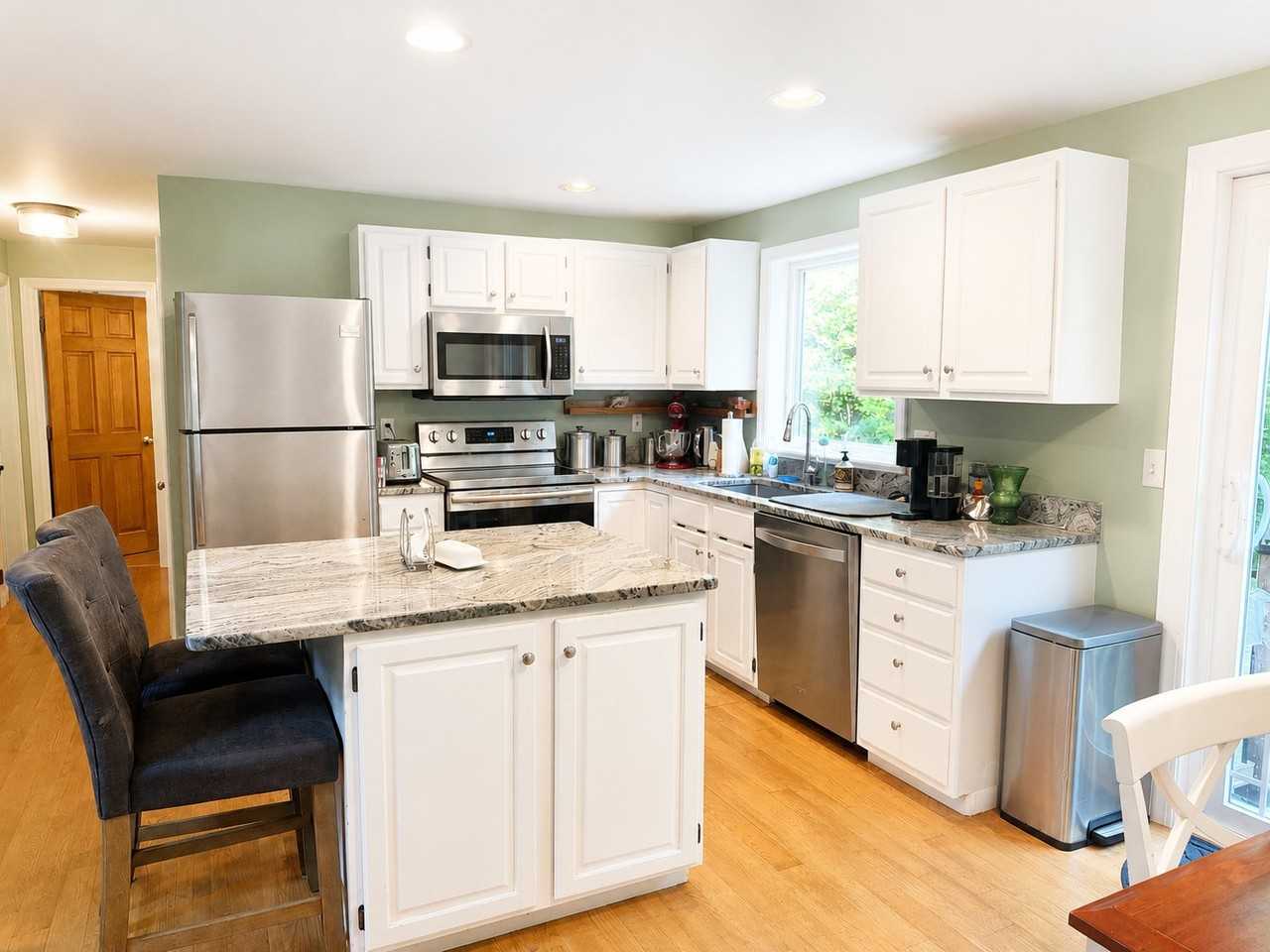 21 Fairway Dr - Photo 7 of 13