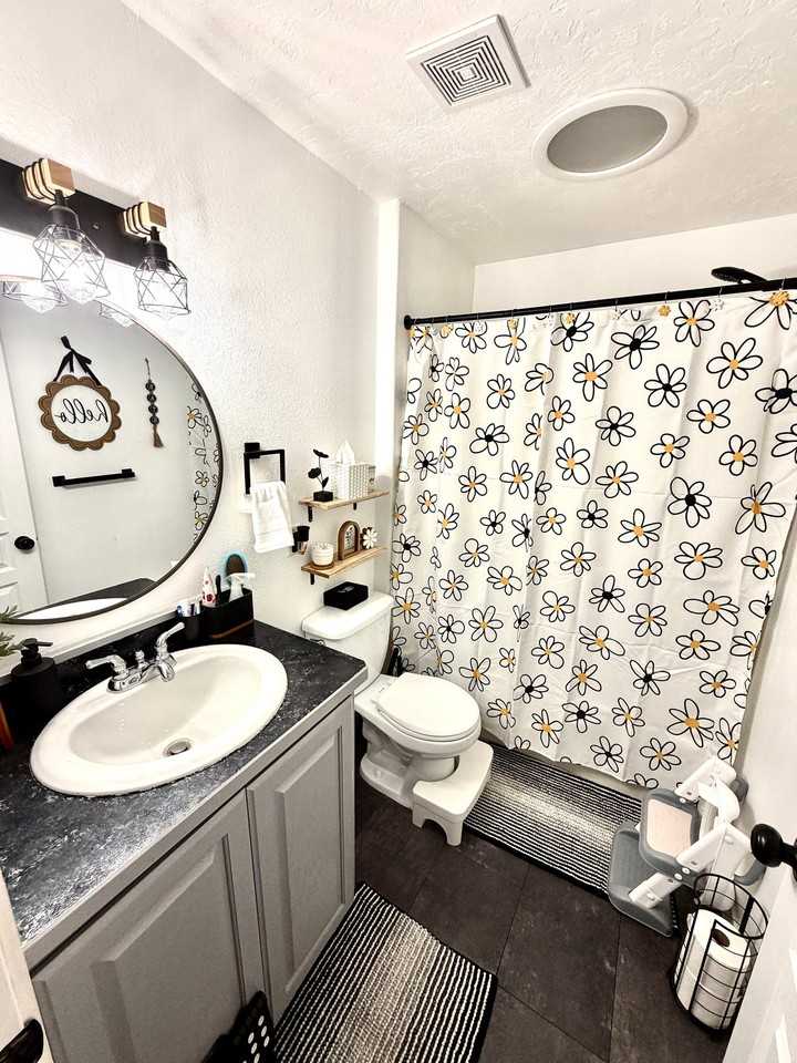 278 Nw - Photo 4 of 17