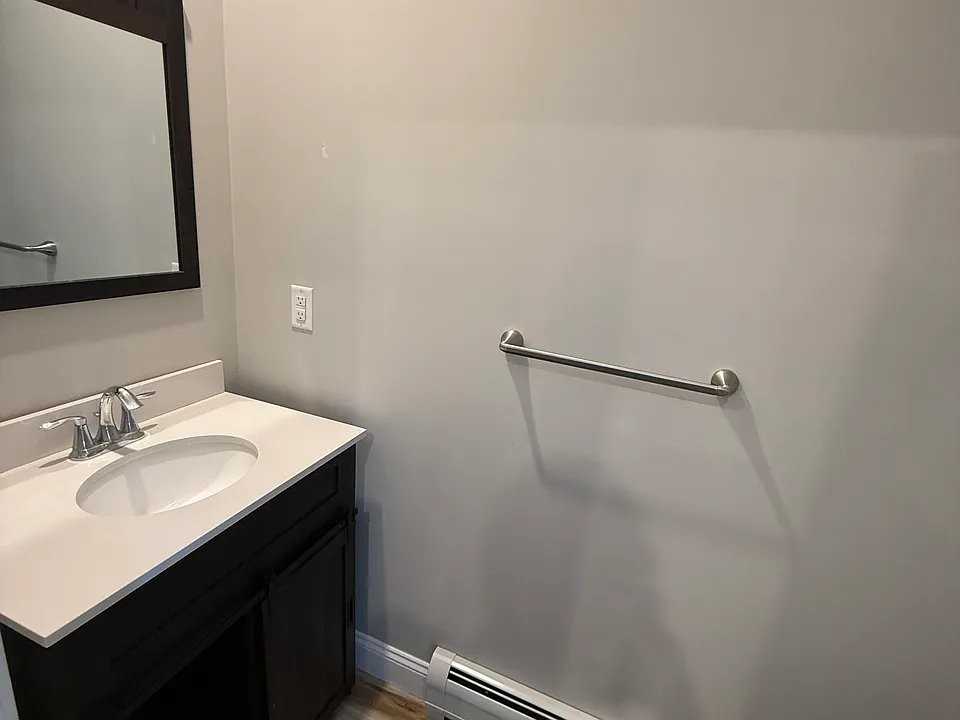 37 Mollys Way - Photo 4 of 11