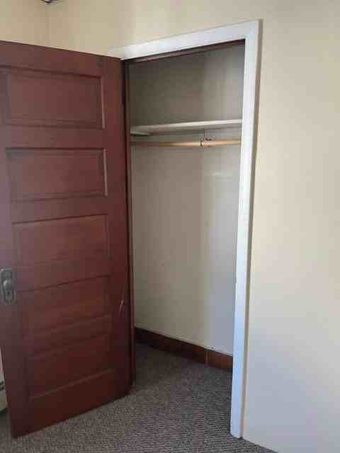 1810 Green Ridge St #2 - Photo 3 of 13