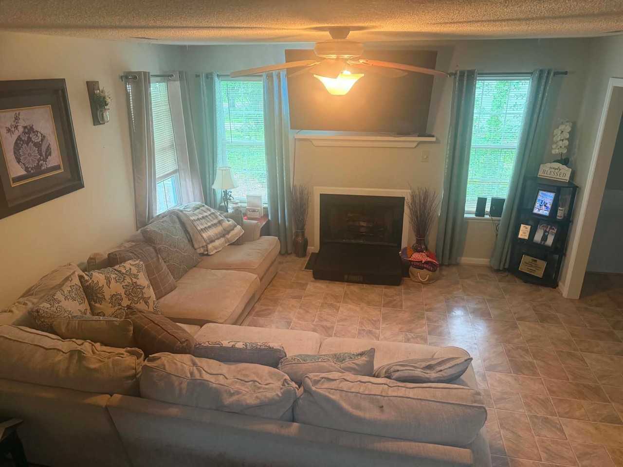 1112 Cotten Farm Dr - Photo 2 of 13